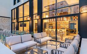 Hotel Yac Paris Clichy, A Member Of Radisson Individuals